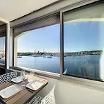 Prestige, Ile Des Pecheurs, Vue Port * אגדה