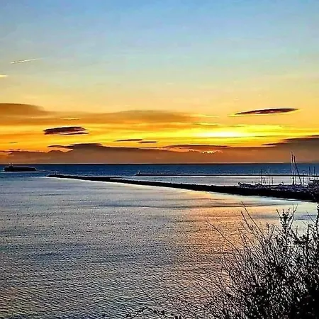 Prestige, île Des Pêcheurs, Vue Port Agde