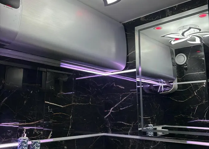 Prestige, Ile Des Pecheurs, Vue Port