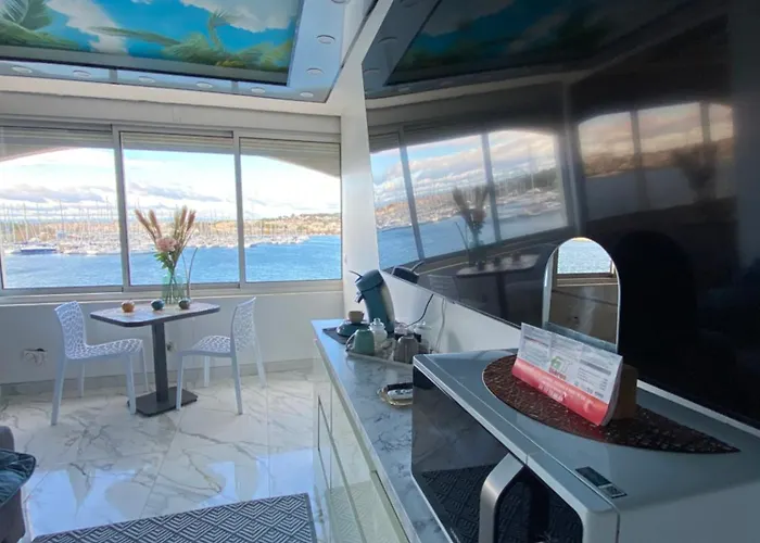 Prestige, Ile Des Pecheurs, Vue Port アパート アグド